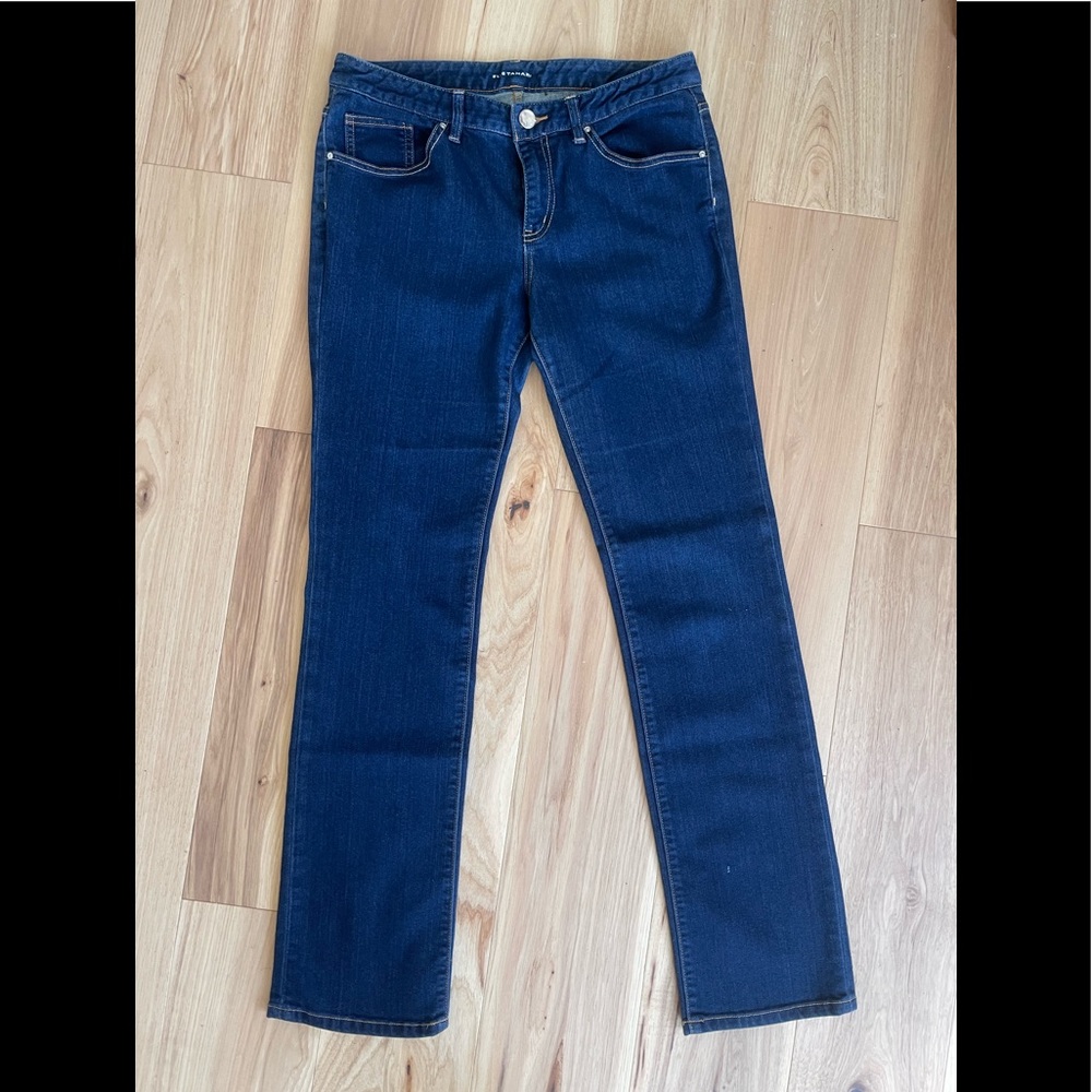 ELIE TAHARI almost brand new!! Size 8 Luxury designer